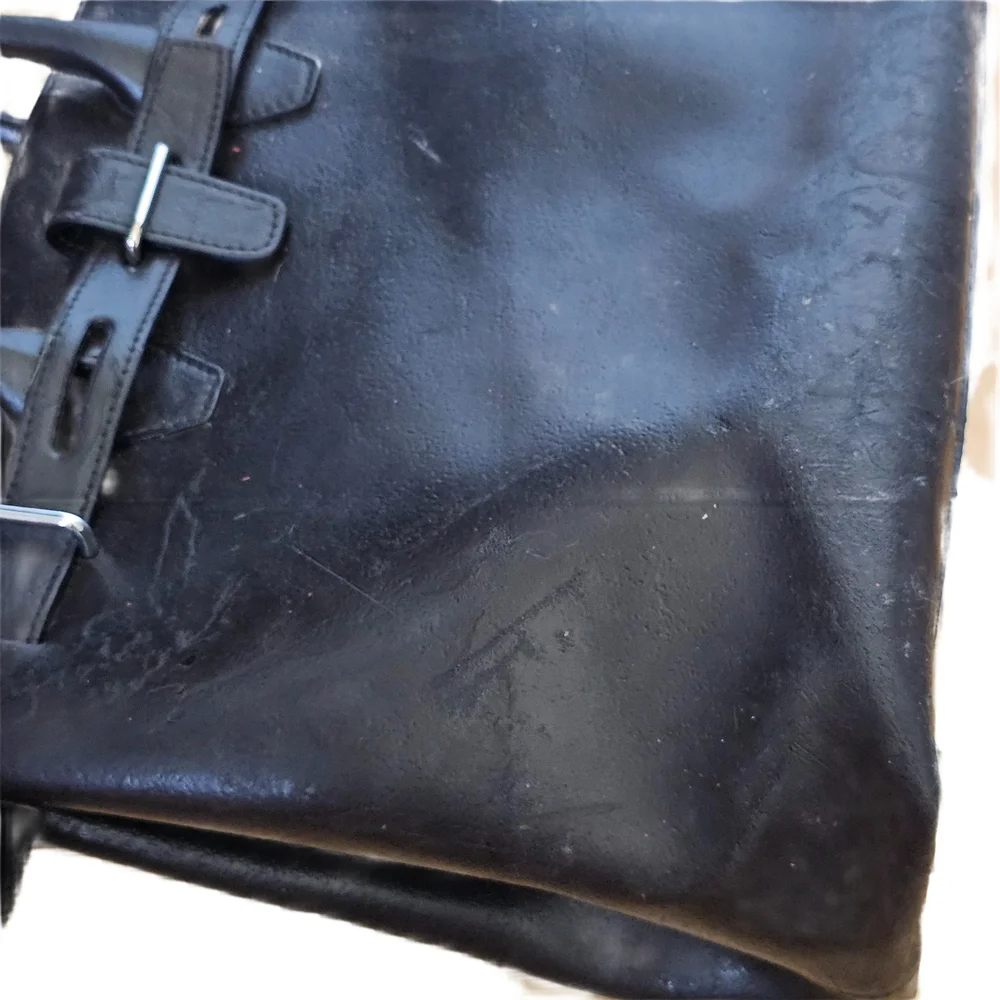 Furla Black Leather Tote – Distressed & Still Stunning - Picture 7 of 16